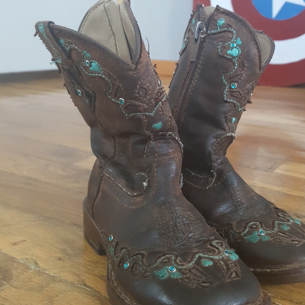Boots - Picture 2 of 2